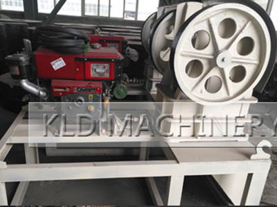 1 Crawler-type mobile crusher